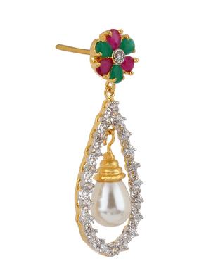 green copper earring - 10119342 - Standard Image - 2
