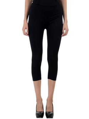 red,black lycra capris - 10156285 - Standard Image - 5