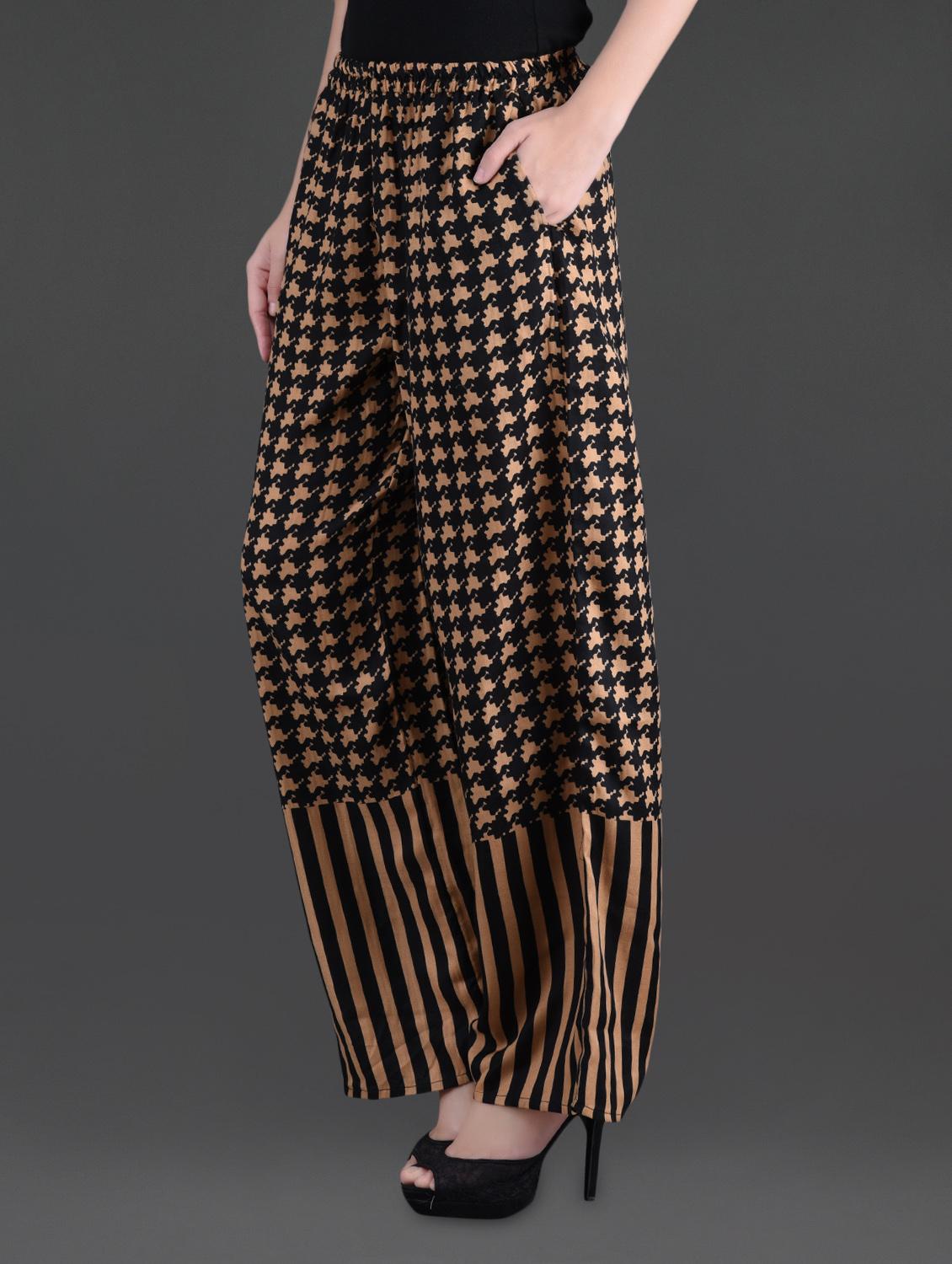 black and beige printed viscose palazzos - 1026198 - Zoom Image - 2