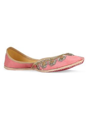 zeva light pink floral embellished leather handcrafted mojaris - 10344692 - Standard Image - 2