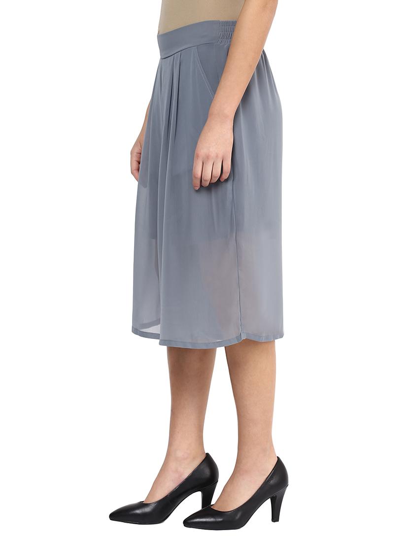 grey gerogette capris - 10355483 - Zoom Image - 2