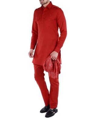 Red color kurta, pyjama and scarf set - 10433191 - Standard Image - 2