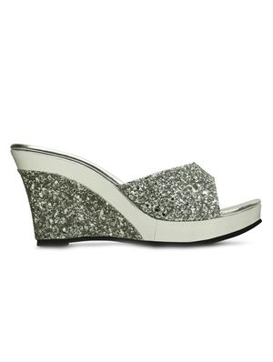 platform - 10522103 - Standard Image - 2