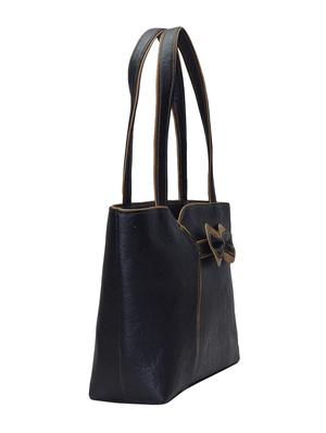 black leatherette handbag - 10551469 - Standard Image - 5