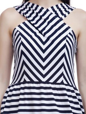 peptrends navy,white viscose dresses - 10578296 - Standard Image - 5