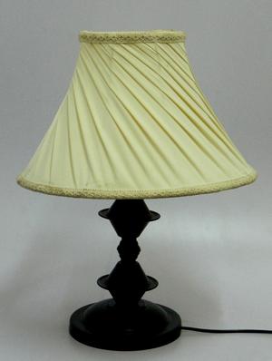 White Metal And Fabric Table Lamp - 1066933 - Standard Image - 2