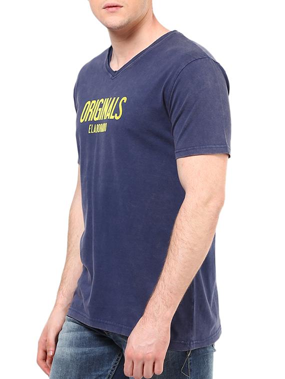 blue cotton chest print t-shirt - 10795170 - Zoom Image - 2