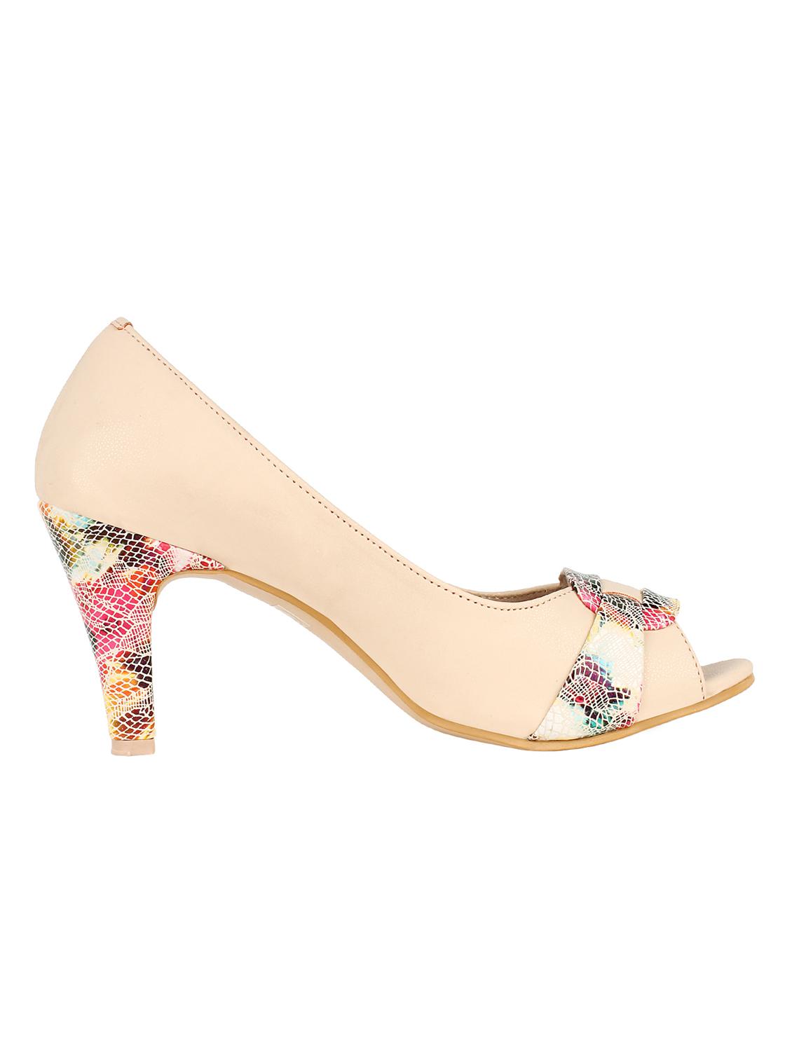 cream leatherette closed back sandals - 10842642 - Zoom Image - 2