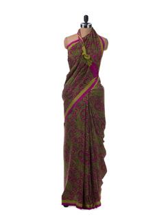 Mauve and Olive Green Paisley Motif Saree with Colour Blocked Pallu - Saboo