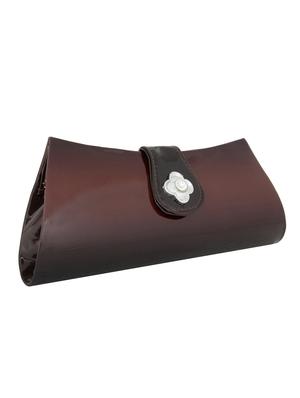 brown leatherette clutch - 11100183 - Standard Image - 5