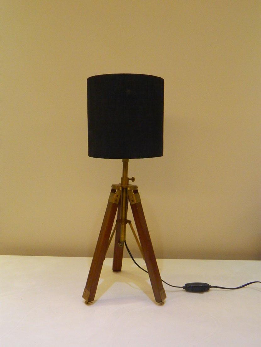 TRIPOD TABLE LAMP IN MANGO WOOD WITH FABRIC SHADE - 11106794 - Zoom Image - 2