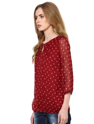 polka dots printed round neck polychiffon top - 1125109 - Standard Image - 2