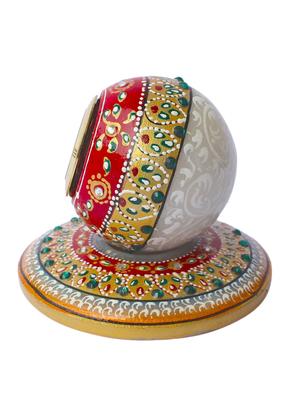 multi colored table clock - 11359452 - Standard Image - 2
