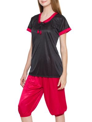 tie knot top with capri set - 11369317 - Standard Image - 2