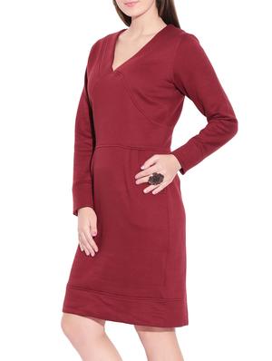 maroon fleece v-neck long dress - 1149187 - Standard Image - 2