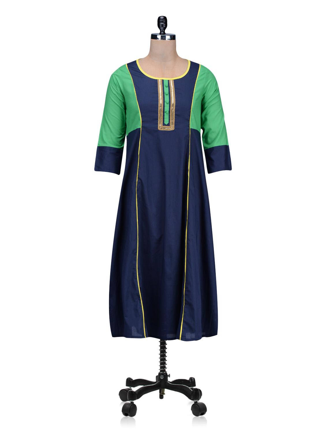 Round Neck Colour Block Cotton Kurta - By