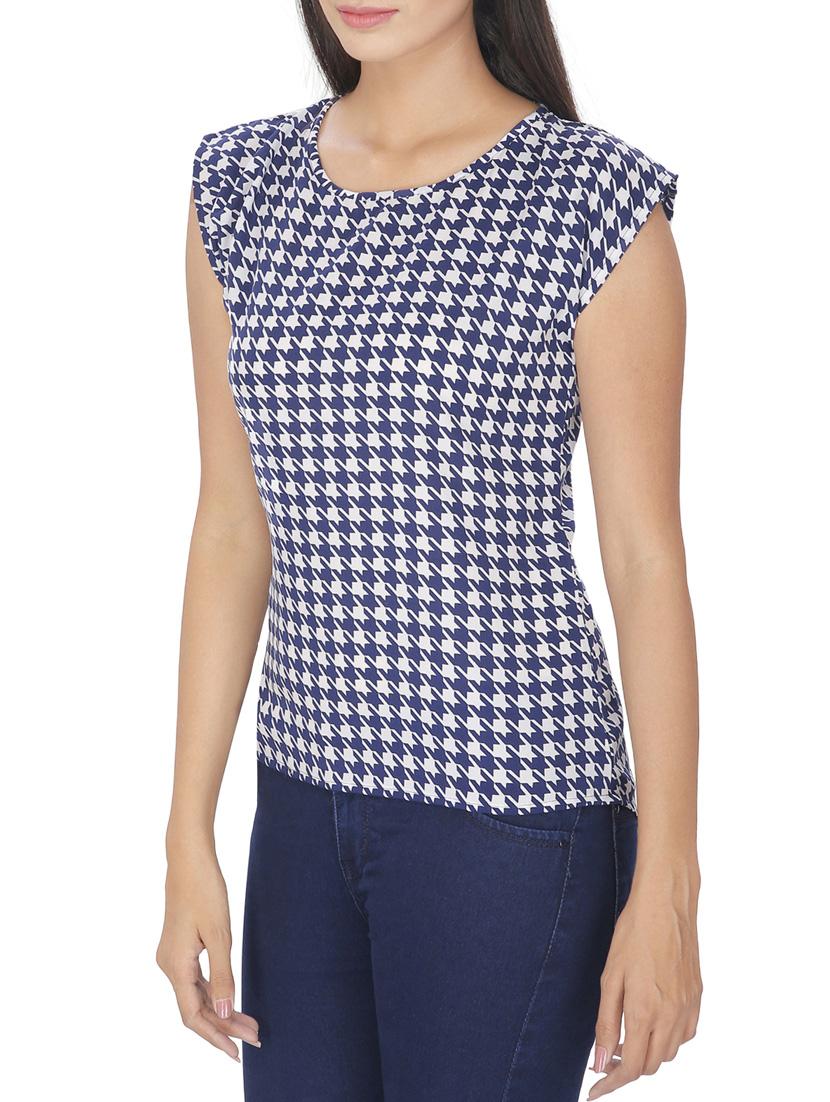 blue and white houndstooth printed polycrepe top - 12082049 - Zoom Image - 2