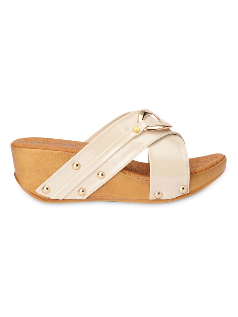 cream faux leather wedges - 1260769 - Zoom Image - 2