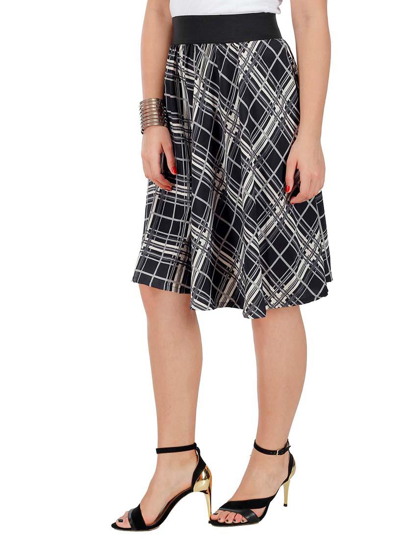 black checkered crepe skirt - 12778684 - Zoom Image - 2