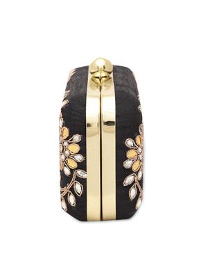 black embellished polyester box clutch - 1286760 - Standard Image - 5