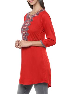 red viscose straight kurti - 13103870 - Standard Image - 2