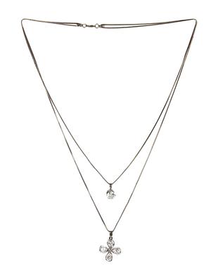 silver metal pendant - 13269361 - Standard Image - 2