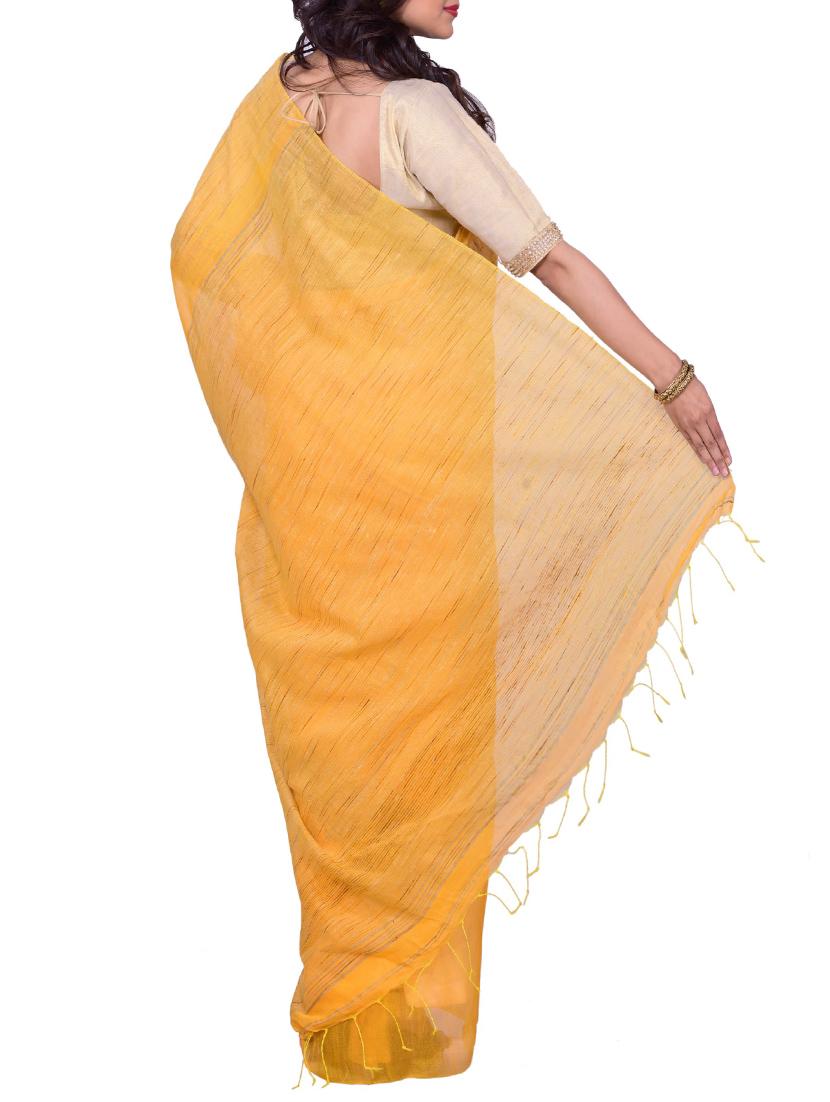 yellow cotton handloom saree with blouse - 13302973 - Zoom Image - 2