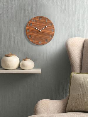 Brown Wooden Analog Wall Clock - 13339185 - Standard Image - 2