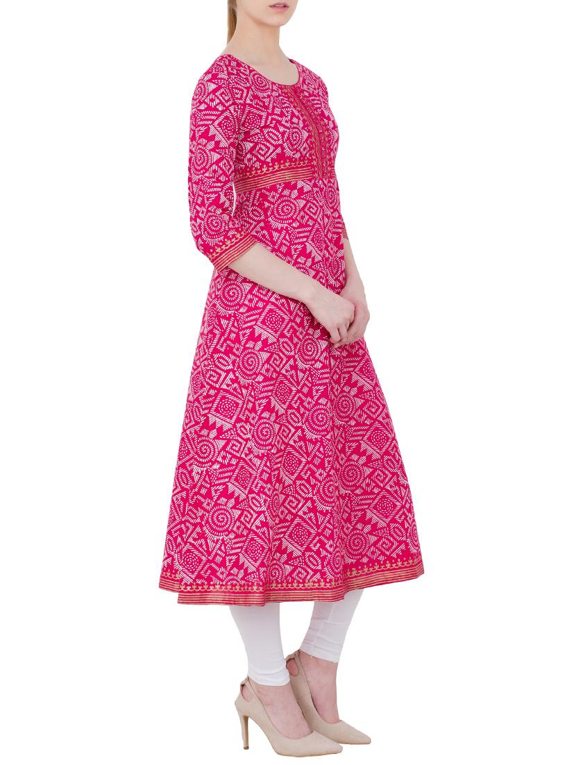 pink cotton flared kurta - 13371896 - Zoom Image - 2