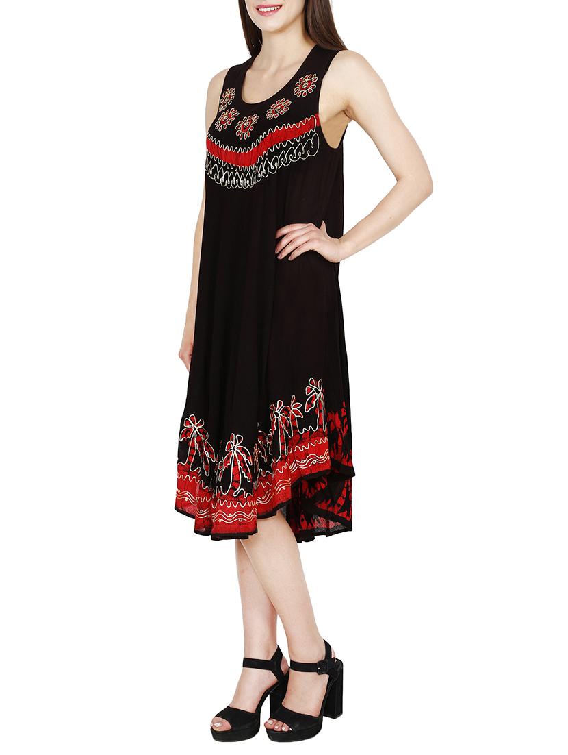 black crepe shift dress - 13417349 - Zoom Image - 2