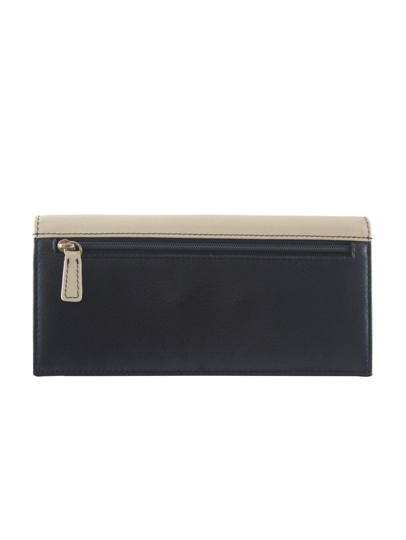 black leather regular clutch - 13671954 - Zoom Image - 2