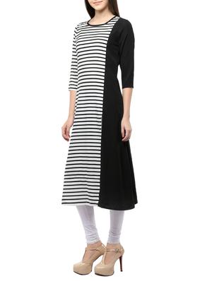 white & black crepe printed straight kurta - 13842037 - Standard Image - 2