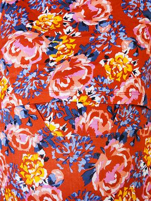 red printed viscose maternity wear - 13853780 - Standard Image - 5