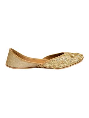 coral haze gold sequins & zari handembroidered fashionable juttis - 13899028 - Standard Image - 2