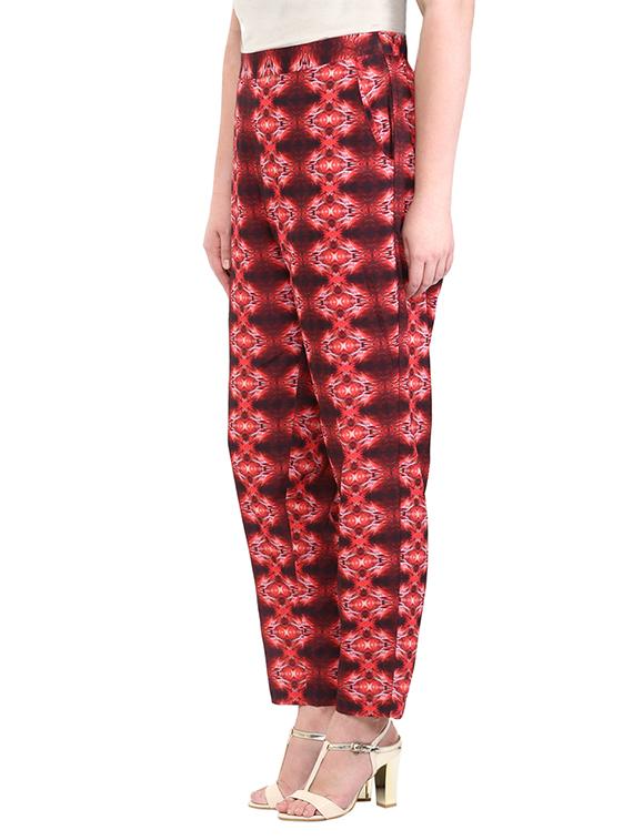 printed red crepe peg trouser - 13952117 - Zoom Image - 2