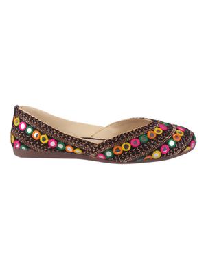 multi colored slip on jutis - 13997104 - Standard Image - 2