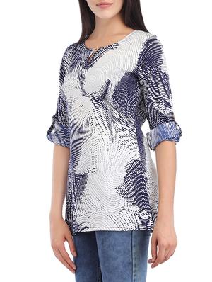 printed blue viscose top - 14049051 - Standard Image - 2