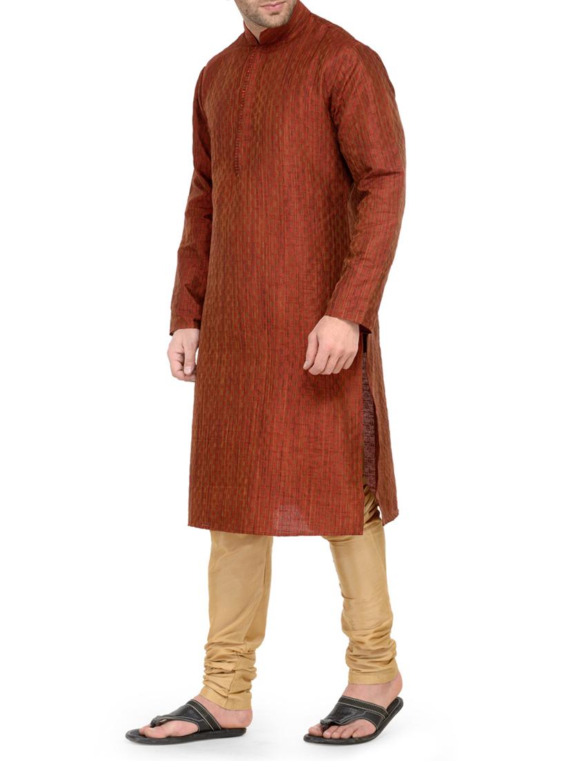 maroon silk blend kurta payjama set - 14124845 - Zoom Image - 2