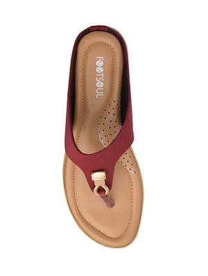 maroon toe separator slipper - 14154531 - Standard Image - 5