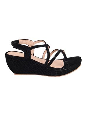 Aroom Women Black Wedges - 14159250 - Standard Image - 2