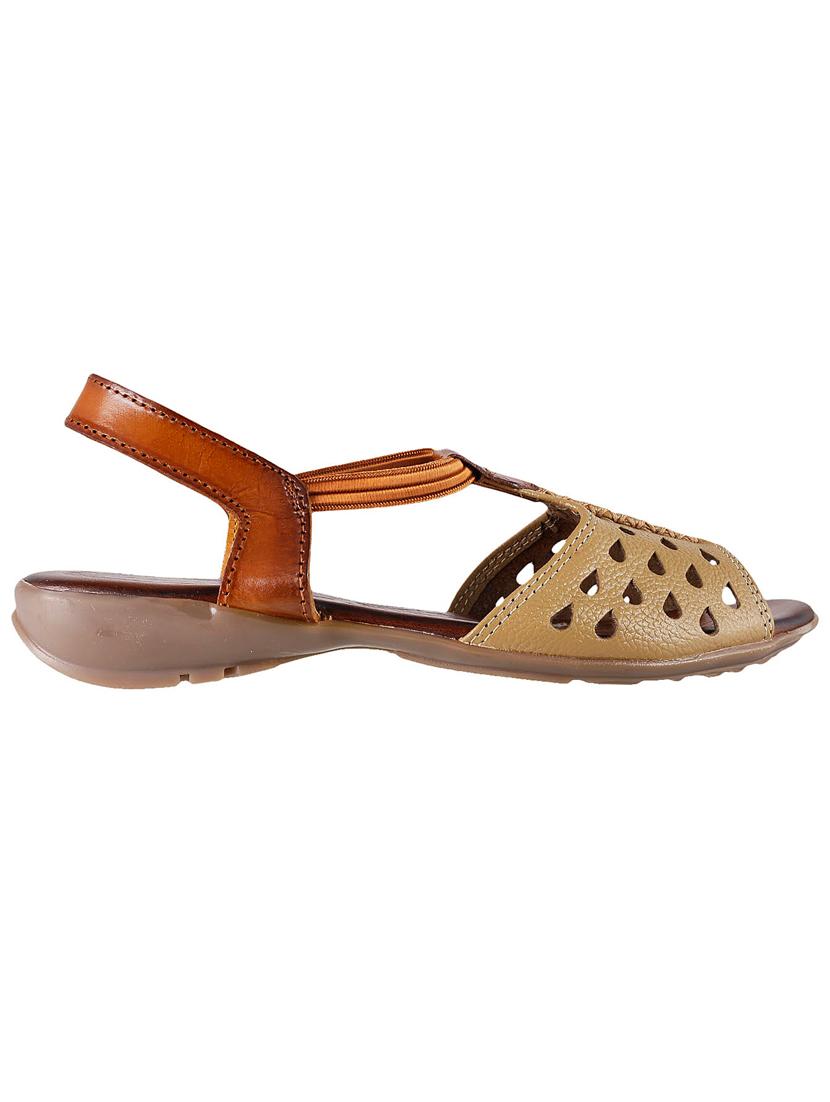 beige tpr back strap sandals - 14422441 - Zoom Image - 2