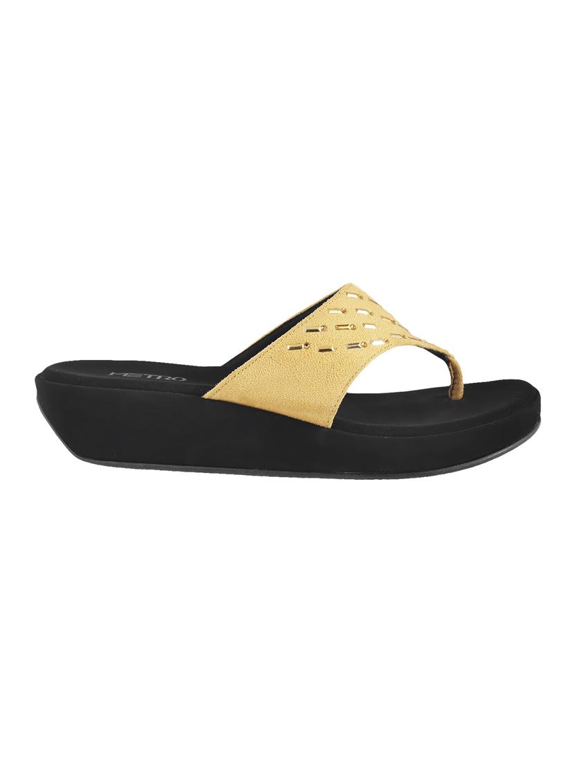 yellow platforms wedge - 14422831 - Zoom Image - 2