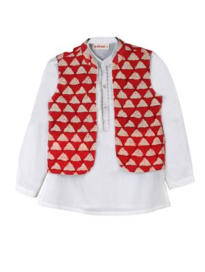 white cotton kurta with reversible jacket - 14450099 - Standard Image - 2