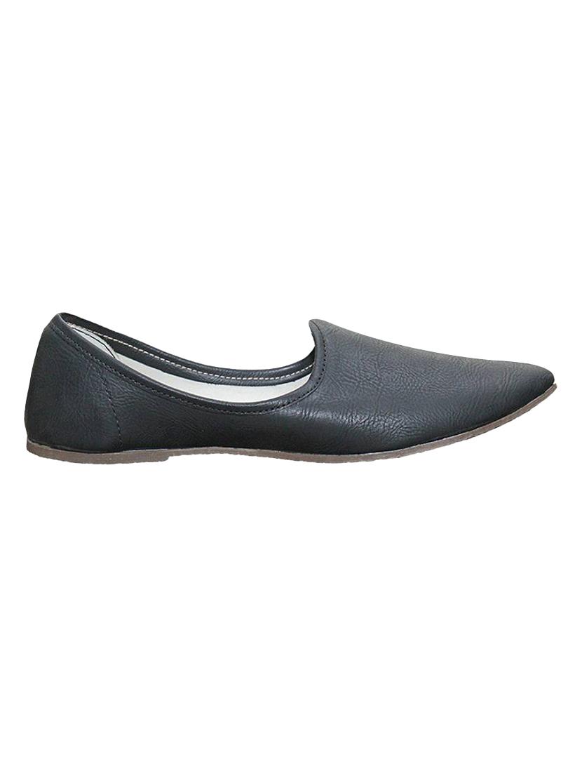 black leather slip on jutis - 14509939 - Zoom Image - 2