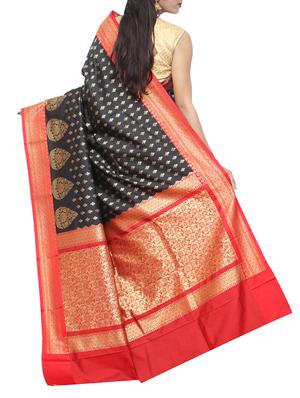 Black and red banarasi saree with blouse - 14511542 - Standard Image - 2