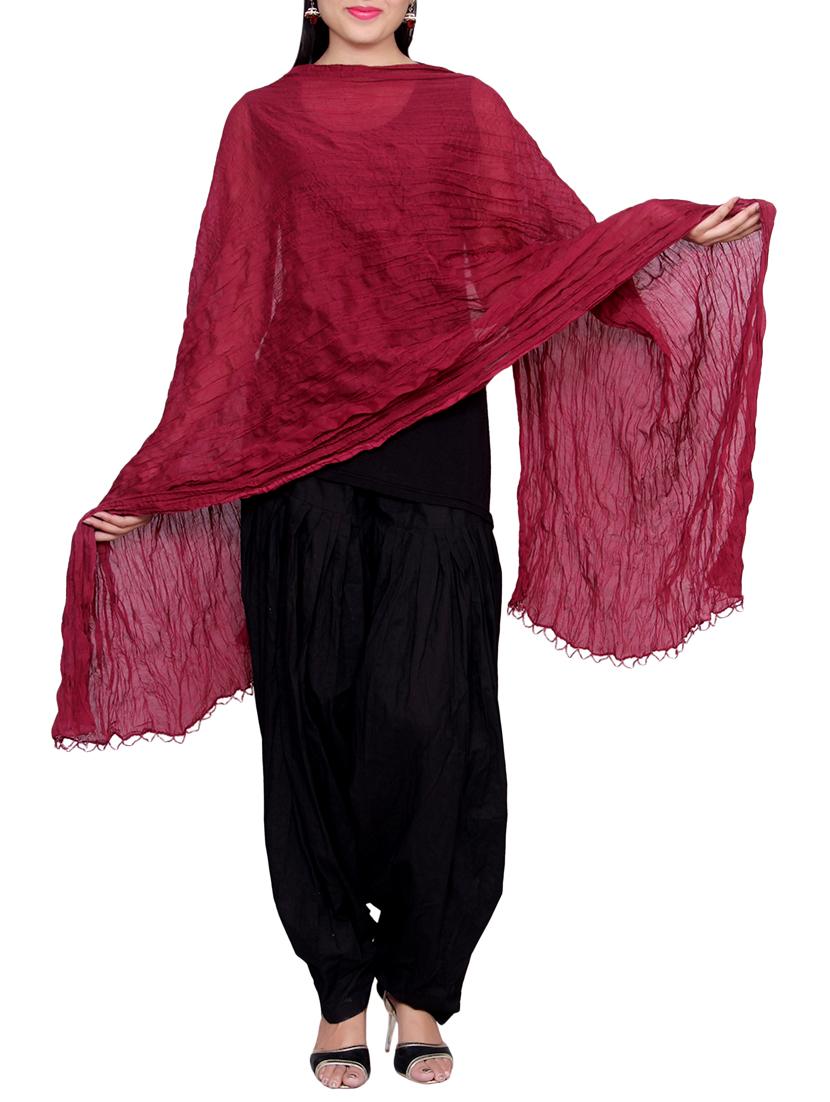 maroon cotton crinkled dupatta - 14528840 - Zoom Image - 2