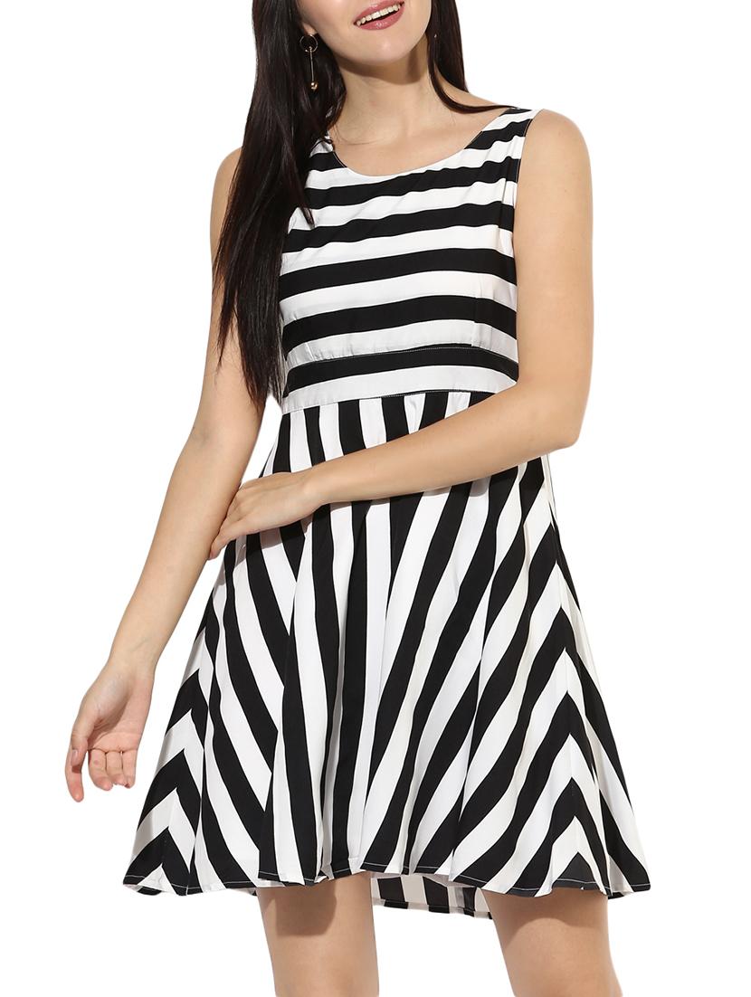criss-cross back striped dress - 14576332 - Zoom Image - 2