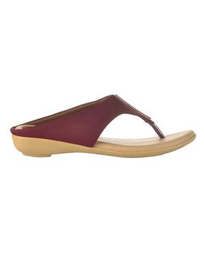 maroon toe separator slippers - 14591643 - Standard Image - 2