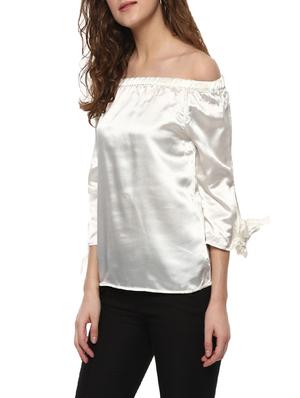 white solid off shoulder top - 14638990 - Standard Image - 2