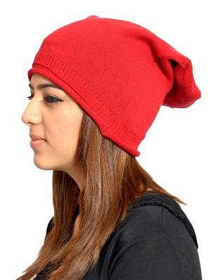 Red woolen cap - 14756284 - Standard Image - 2